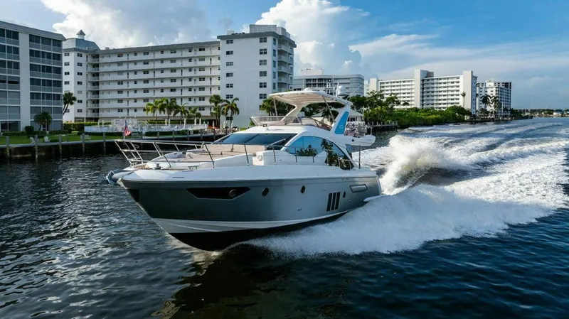 Slide: The Image of Azimut Fly 50 2015 - 14