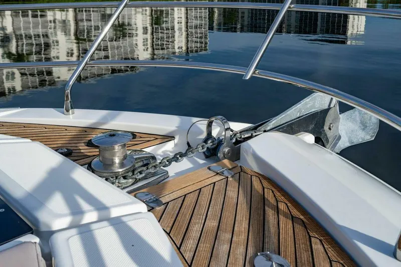 Slide: The Image of Azimut Fly 50 2015 - 30