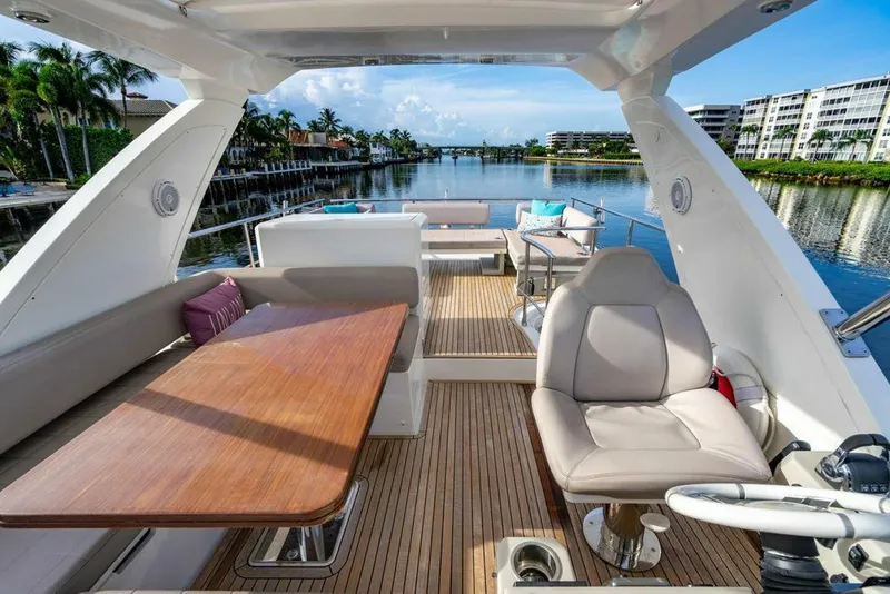 Slide: The Image of Azimut Fly 50 2015 - 51