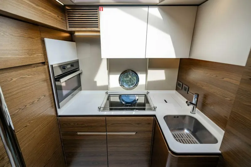 Slide: The Image of Azimut Fly 50 2015 - 76