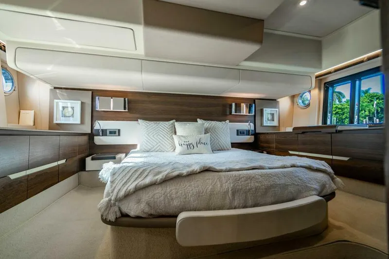 Slide: The Image of Azimut Fly 50 2015 - 78