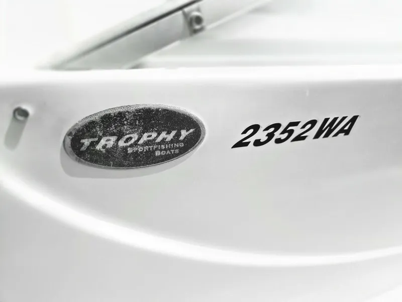 Slide: The Image of Trophy 2005 - 16