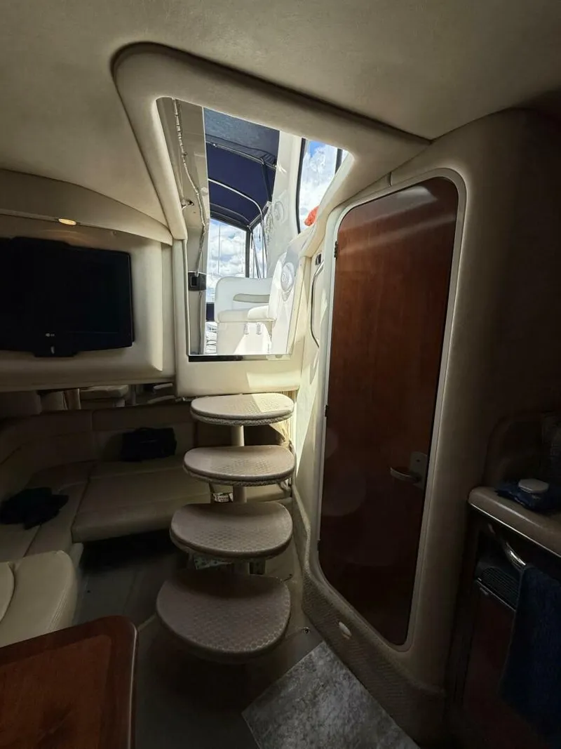 Slide: The Image of Sea Ray 320 Sundancer 2007 - 13