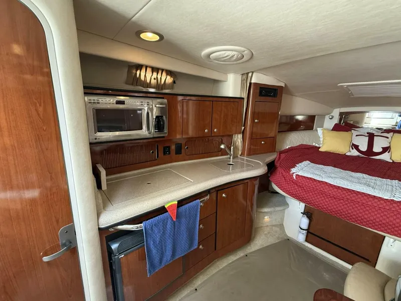 Slide: The Image of Sea Ray 320 Sundancer 2007 - 15