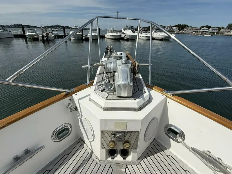 Slide: The Image of Grand Banks 42 Classic 1999 - 10