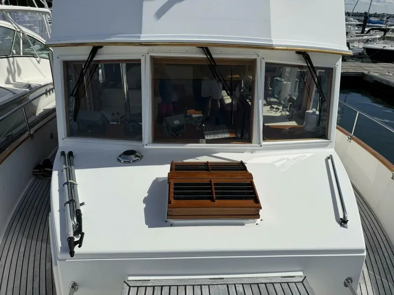 Slide: The Image of Grand Banks 42 Classic 1999 - 12