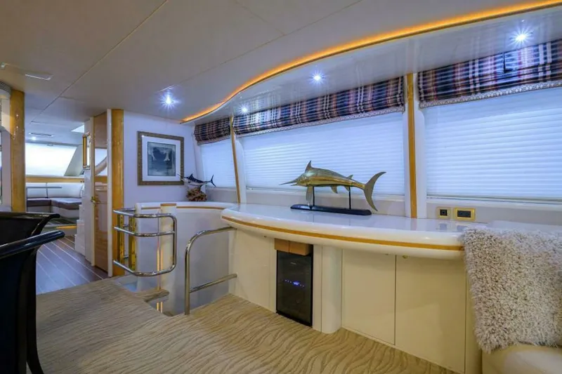 Slide: The Image of Lazzara 80 Cockpit Motoryacht 1998 - 3