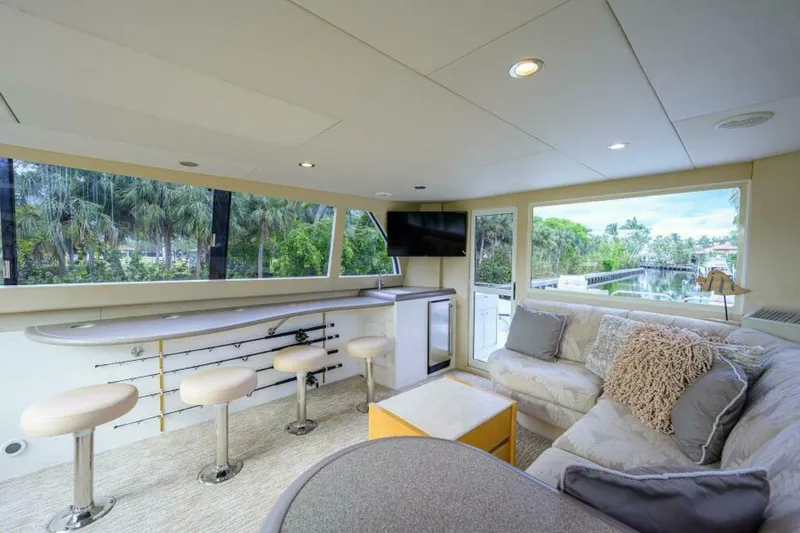 Slide: The Image of Lazzara 80 Cockpit Motoryacht 1998 - 30