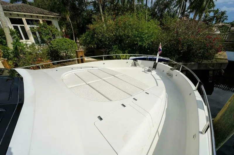 Slide: The Image of Lazzara 80 Cockpit Motoryacht 1998 - 38