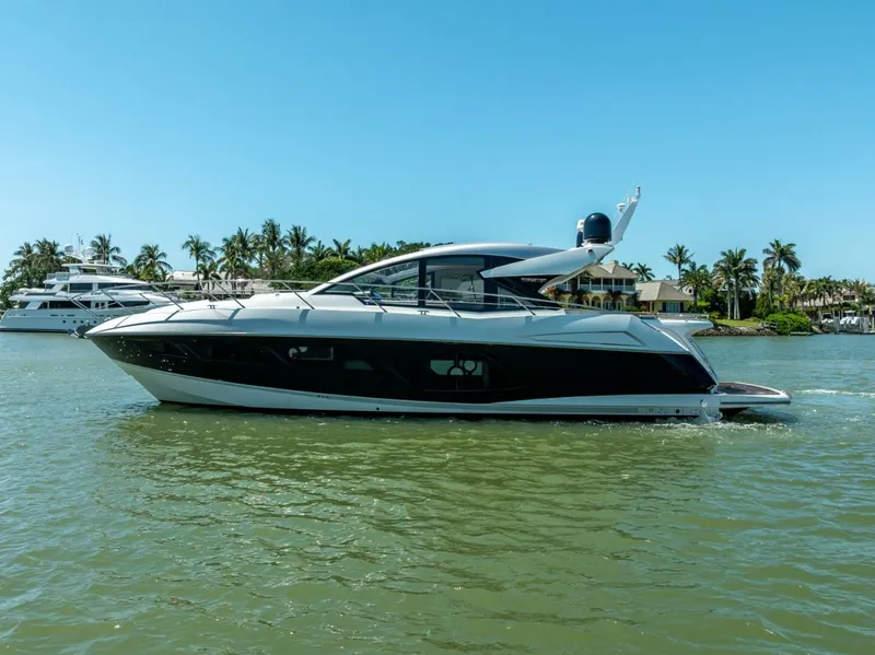 Slide: The Image of Sunseeker Predator 57 2018 - 12