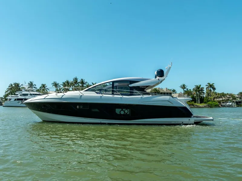 Slide: The Image of Sunseeker Predator 57 2018 - 13