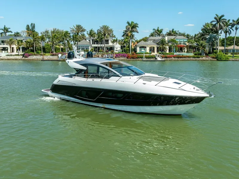 Slide: The Image of Sunseeker Predator 57 2018 - 20
