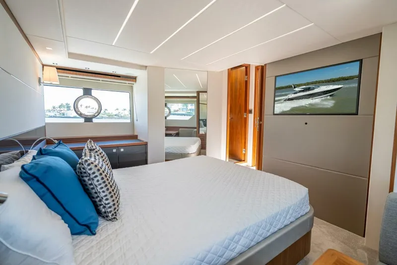 Slide: The Image of Sunseeker Predator 57 2018 - 69