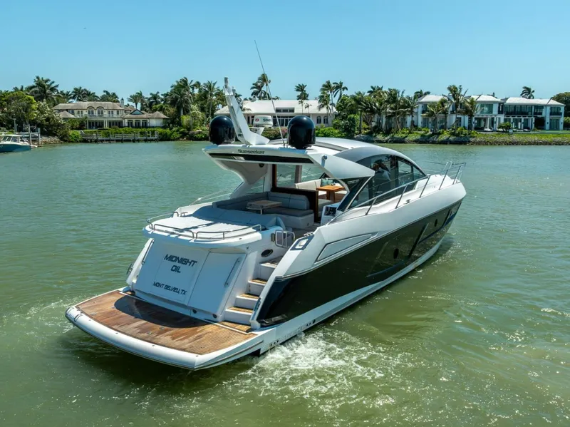 Slide: The Image of Sunseeker Predator 57 2018 - 9
