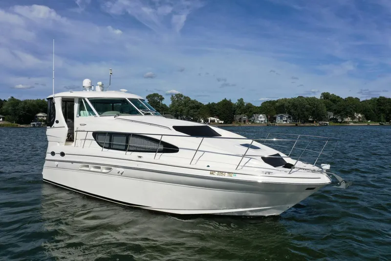 Slide: The Image of Sea Ray 390 Motor Yacht 2004 - 3