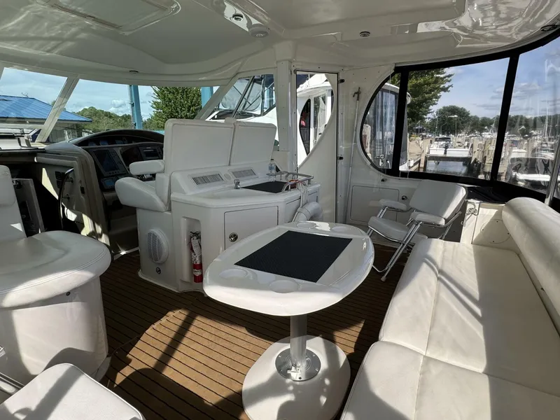 Slide: The Image of Sea Ray 390 Motor Yacht 2004 - 9