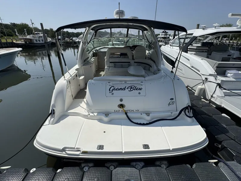 Slide: The Image of Sea Ray 420 Sundancer 2003 - 4