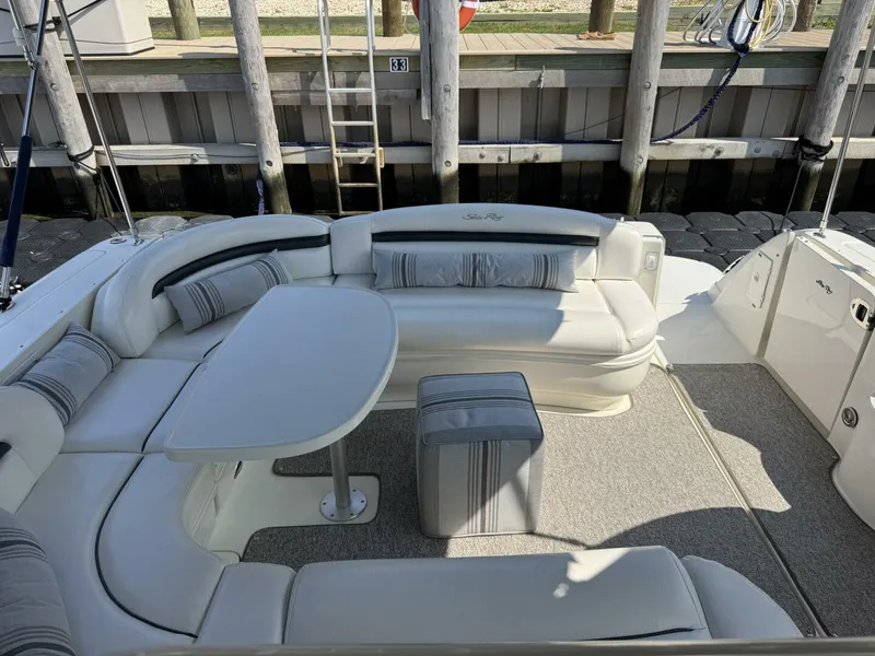 Slide: The Image of Sea Ray 420 Sundancer 2003 - 7
