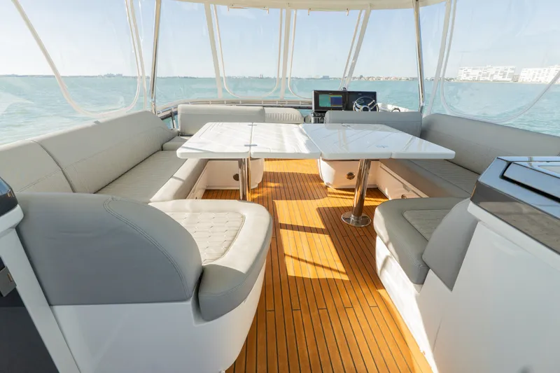 Slide: The Image of Galeon 560 FLY 2024 - 24