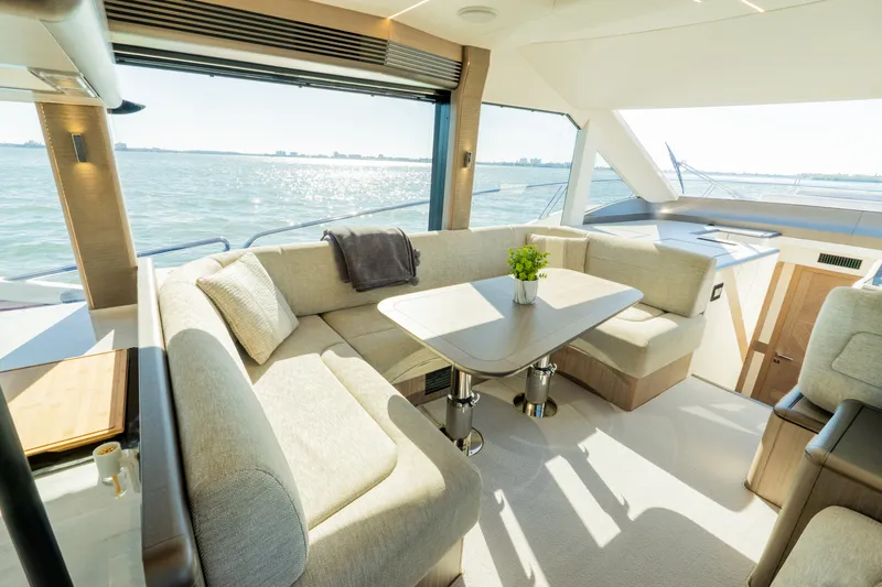 Slide: The Image of Galeon 560 FLY 2024 - 36