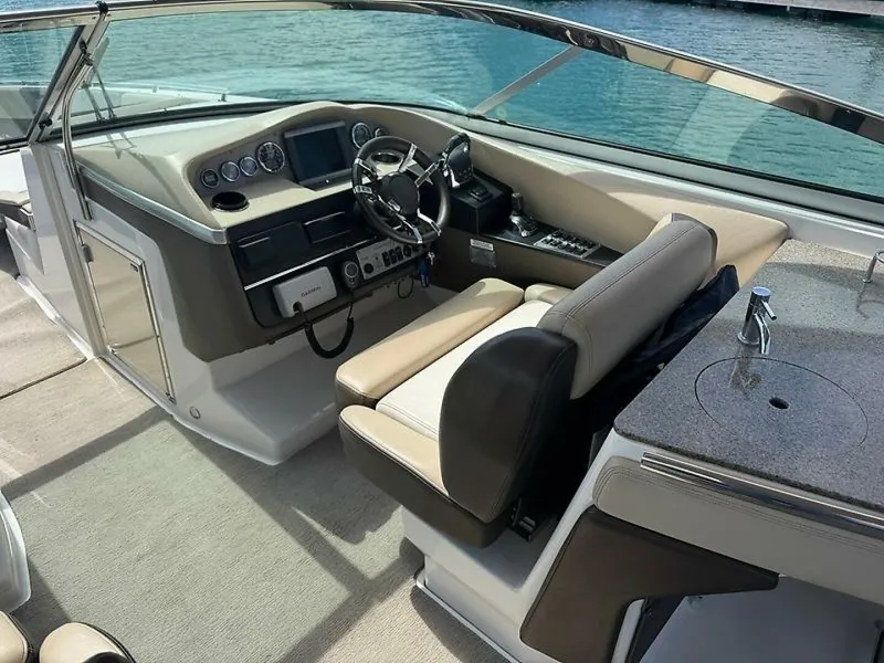 Slide: The Image of Regal 3200 Bowrider 2013 - 11