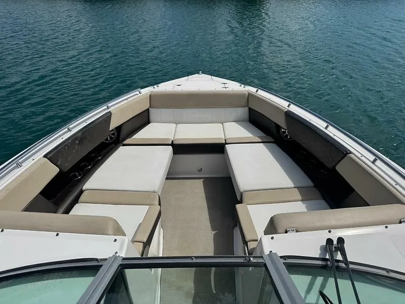 Slide: The Image of Regal 3200 Bowrider 2013 - 17