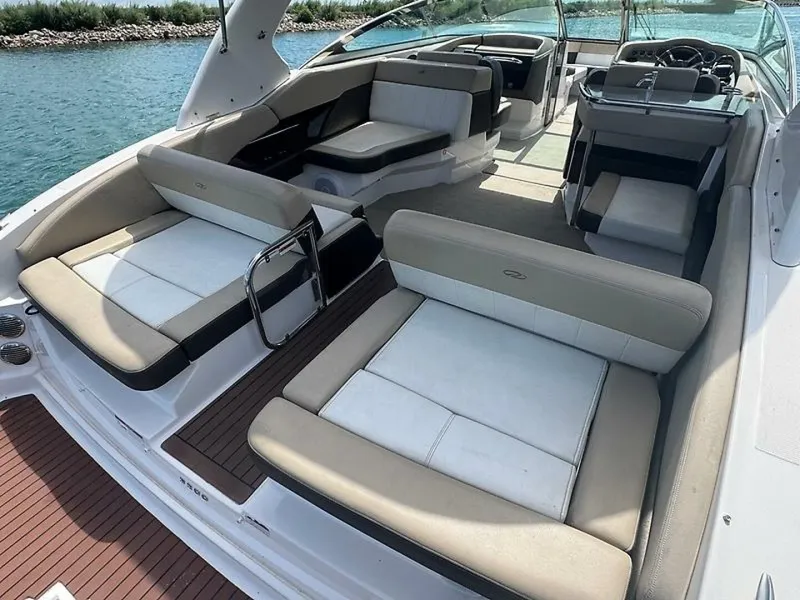 Slide: The Image of Regal 3200 Bowrider 2013 - 7