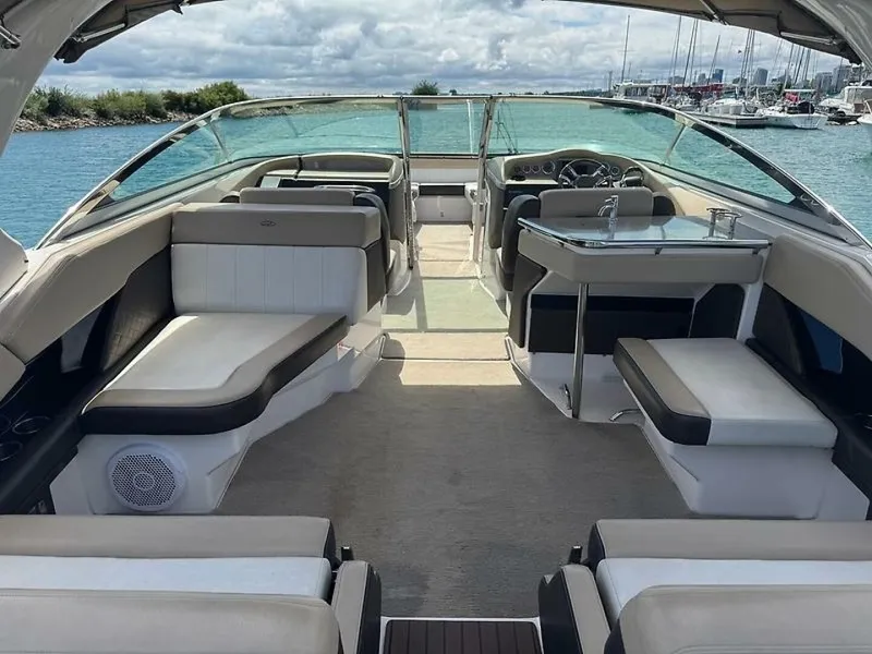 Slide: The Image of Regal 3200 Bowrider 2013 - 9