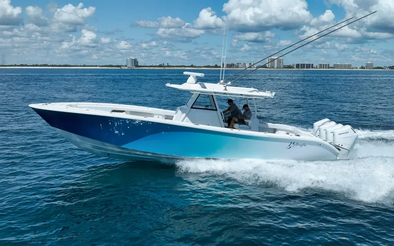 Slide: The Image of Yellowfin 39' Offshore 2023 - 2