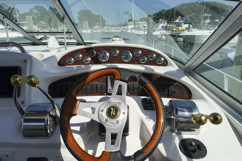 Slide: The Image of Sea Ray 340 Sundancer 2001 - 12