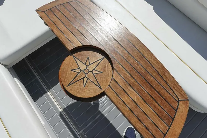 Slide: The Image of Sea Ray 340 Sundancer 2001 - 8