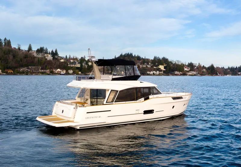 Slide: The Image of Greenline 48 Fly 2023 - 27