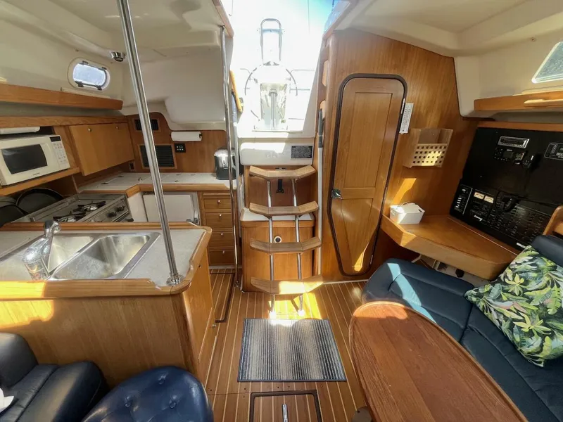 Slide: The Image of Catalina 350 2003 - 19
