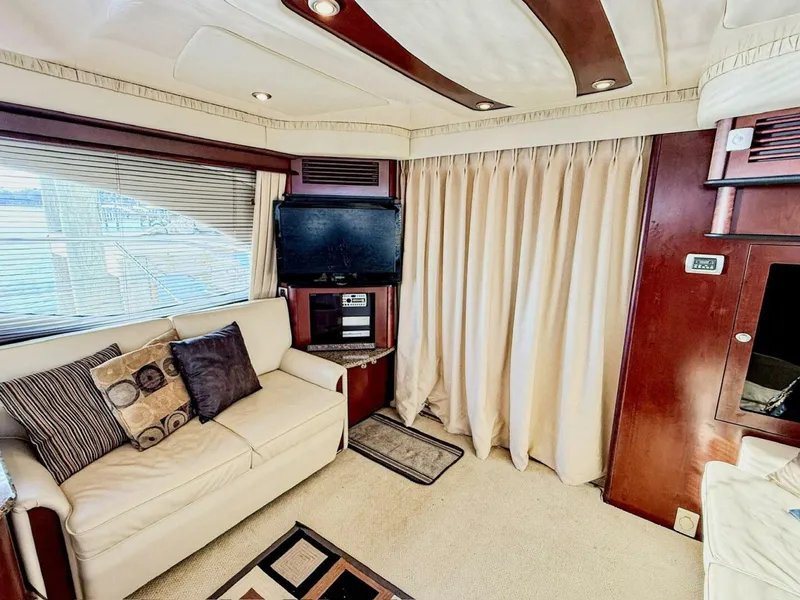Slide: The Image of Sea Ray 44 Sedan Bridge 2008 - 12