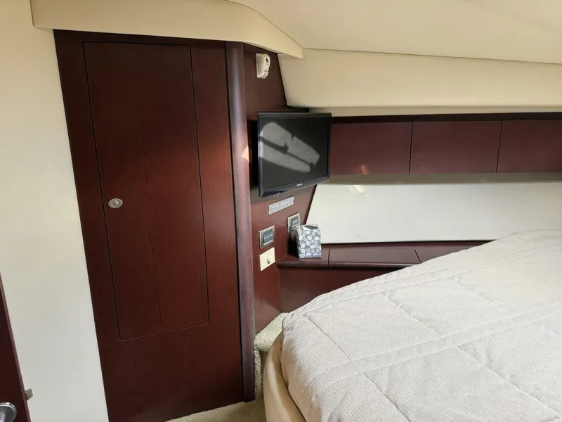 Slide: The Image of Sea Ray 44 Sedan Bridge 2008 - 19