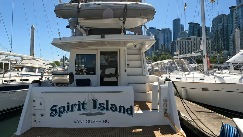 Slide: The Image of Navigator 4400 pilot house 2004 - 25