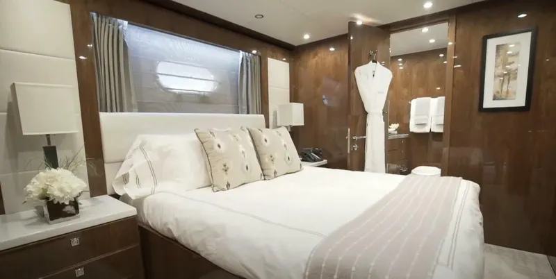 Slide: The Image of Hargrave Raised Pilothouse 2017 - 20