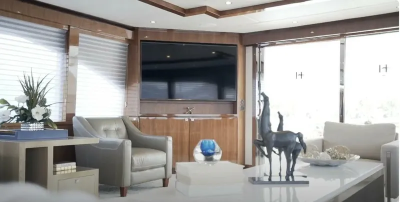 Slide: The Image of Hargrave Raised Pilothouse 2017 - 5