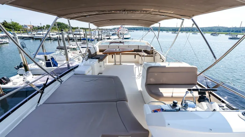 Slide: The Image of Prestige 550 Flybridge 2014 - 57