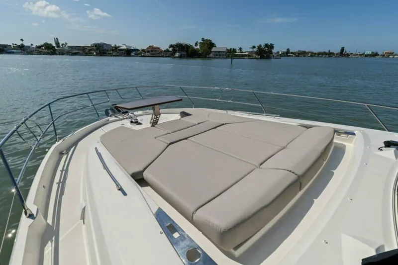 Slide: The Image of Prestige 590 Flybridge 2022 - 51