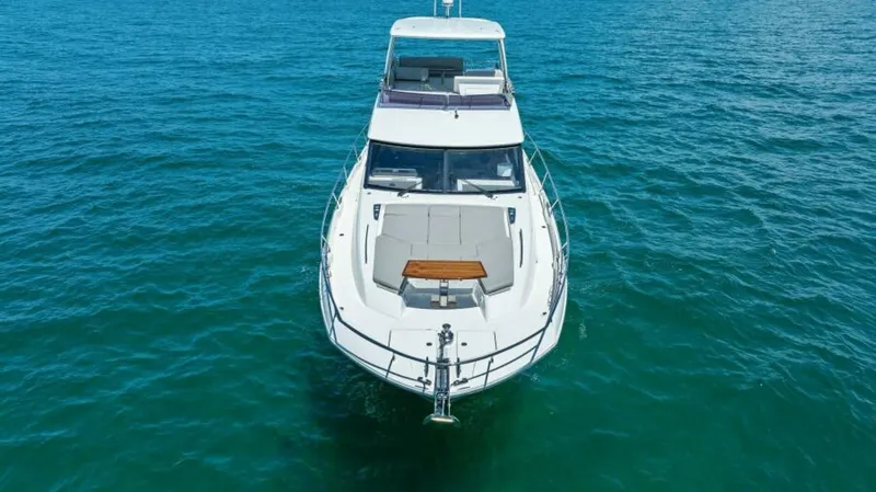 Slide: The Image of Prestige 590 Flybridge 2022 - 72