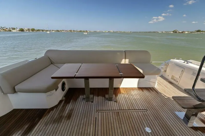 Slide: The Image of Prestige 590 Flybridge 2022 - 8