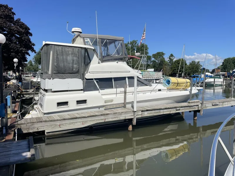 The Image of Silverton 34 Motor Yacht 1994 - 0