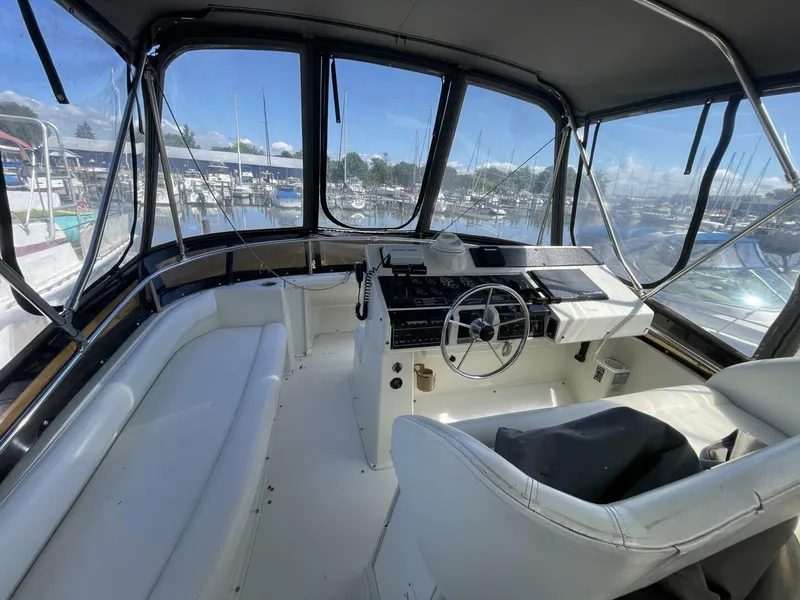 Slide: The Image of Silverton 34 Motor Yacht 1994 - 12
