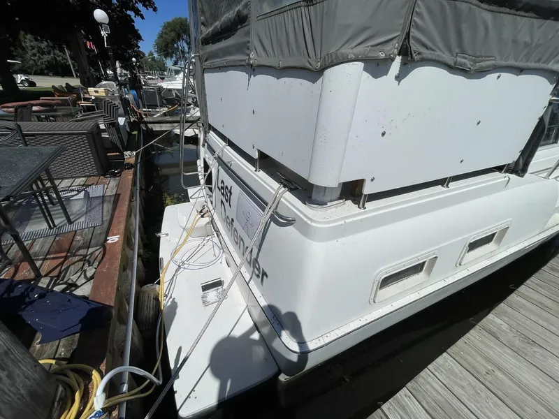 Slide: The Image of Silverton 34 Motor Yacht 1994 - 2