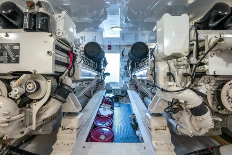 Slide: The Image of Viking 66 Convertible 2015 - 44