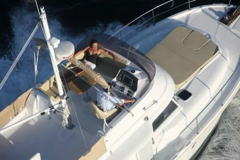Slide: The Image of Beneteau Swift Trawler 34 2016 - 18