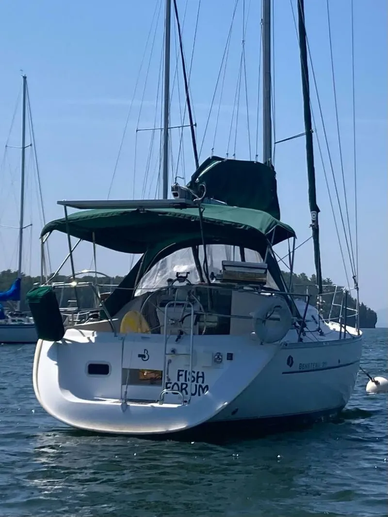 Slide: The Image of Beneteau 2003 - 15
