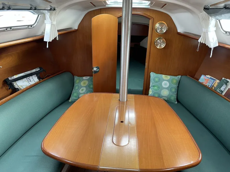Slide: The Image of Beneteau 2003 - 2