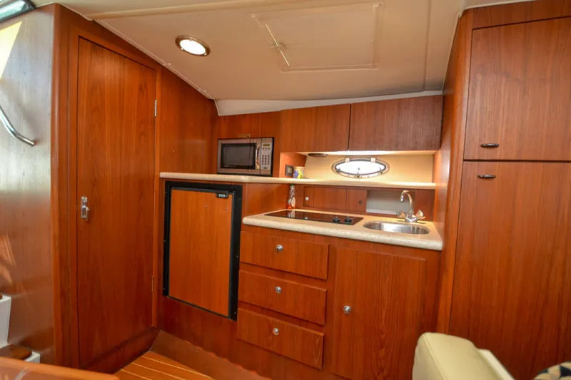 Slide: The Image of Tiara 3100 Open LE 2003 - 11
